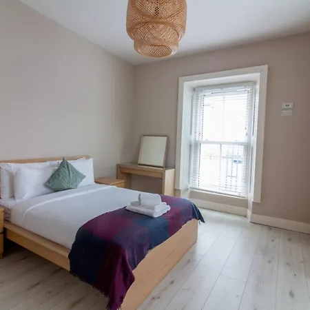Guestready - Serene Rosy In Churchtown *