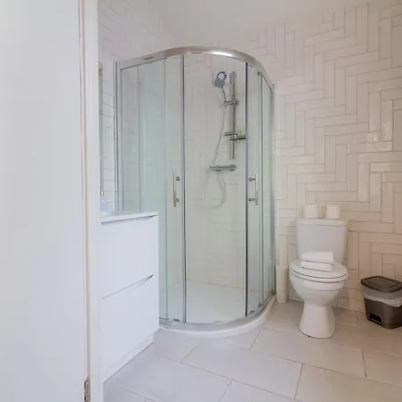 Guestready - Serene Rosy In Churchtown